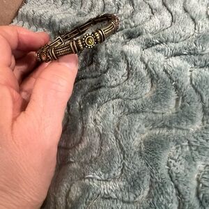 NWOT LIA SOPHIA GUNMETAL STRETCH BRACELET